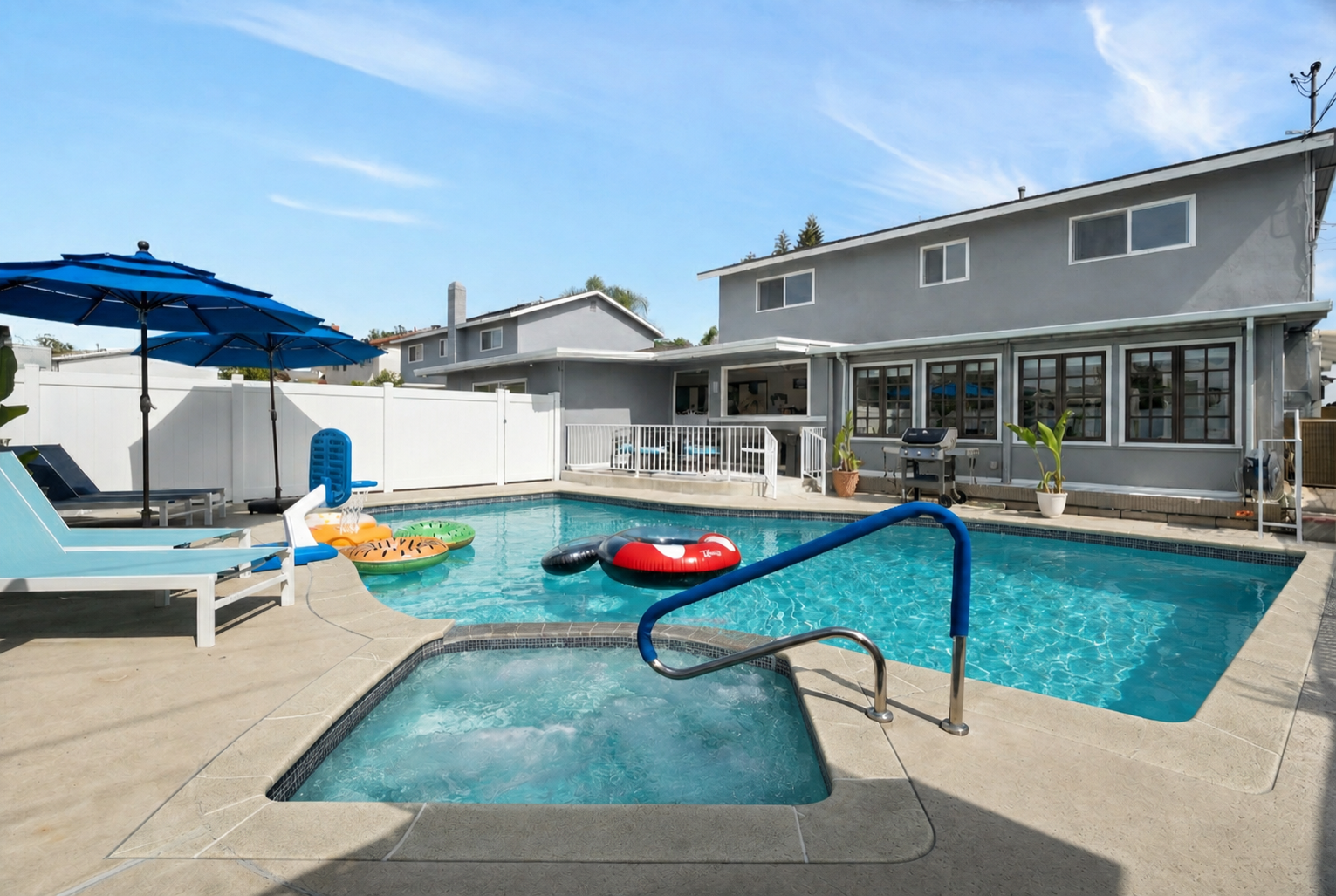 Pool, Spa & Backyard