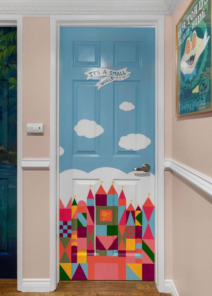 Attraction-Themed Bedrooms