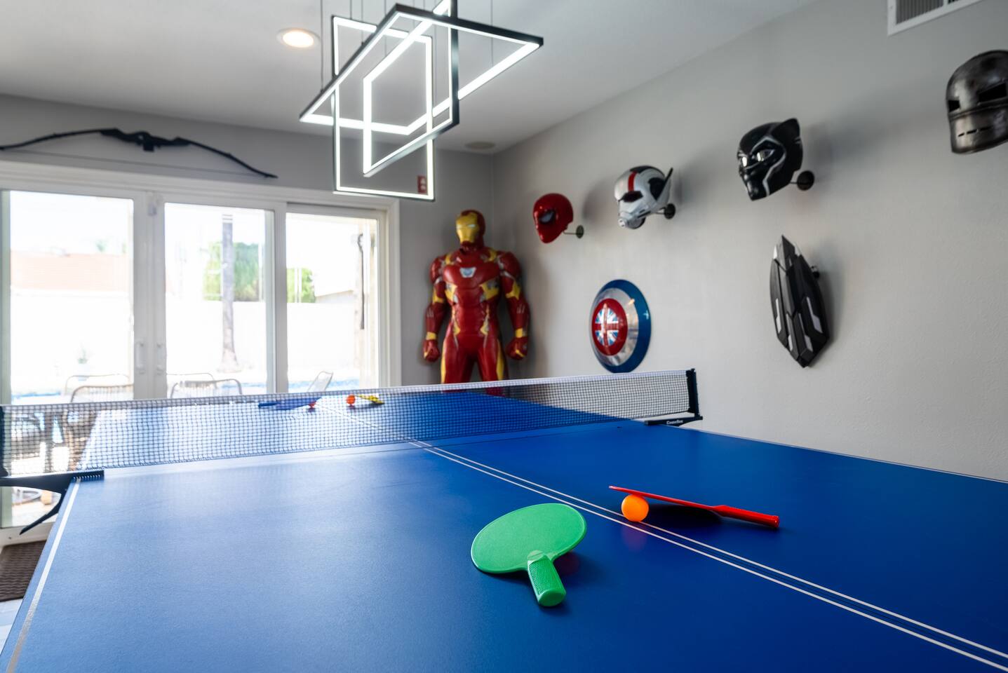 Pool table converts into a Ping Pong table!
