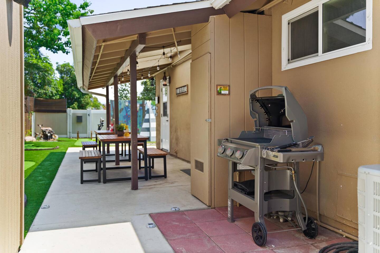 Grill for hamburgers and steaks!