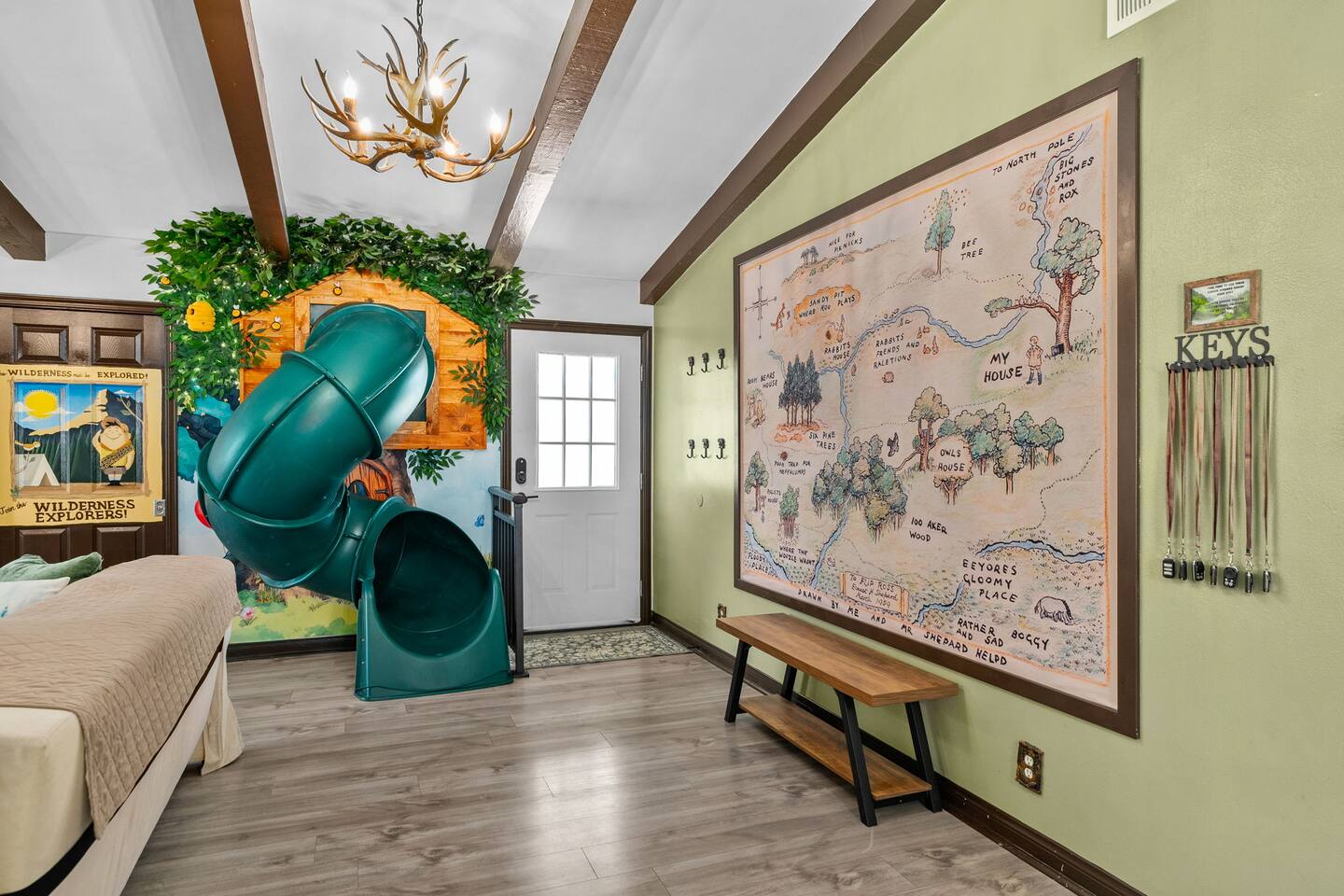 The Explorer's Lounge